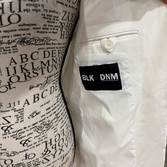 NWT Blk Dnm Women’s Size 2 White Single Breasted One-Button Blazer Jacket EU36 - Picture 3 of 6